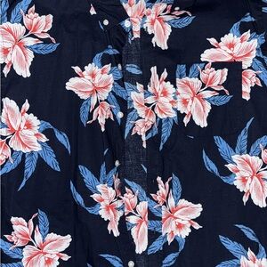 Old Navy Floral Print Men's Shirt - Navy and Red